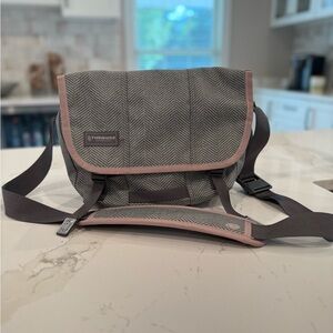 Timbuk2 Herringbone Gray and Pink Messenger Bag